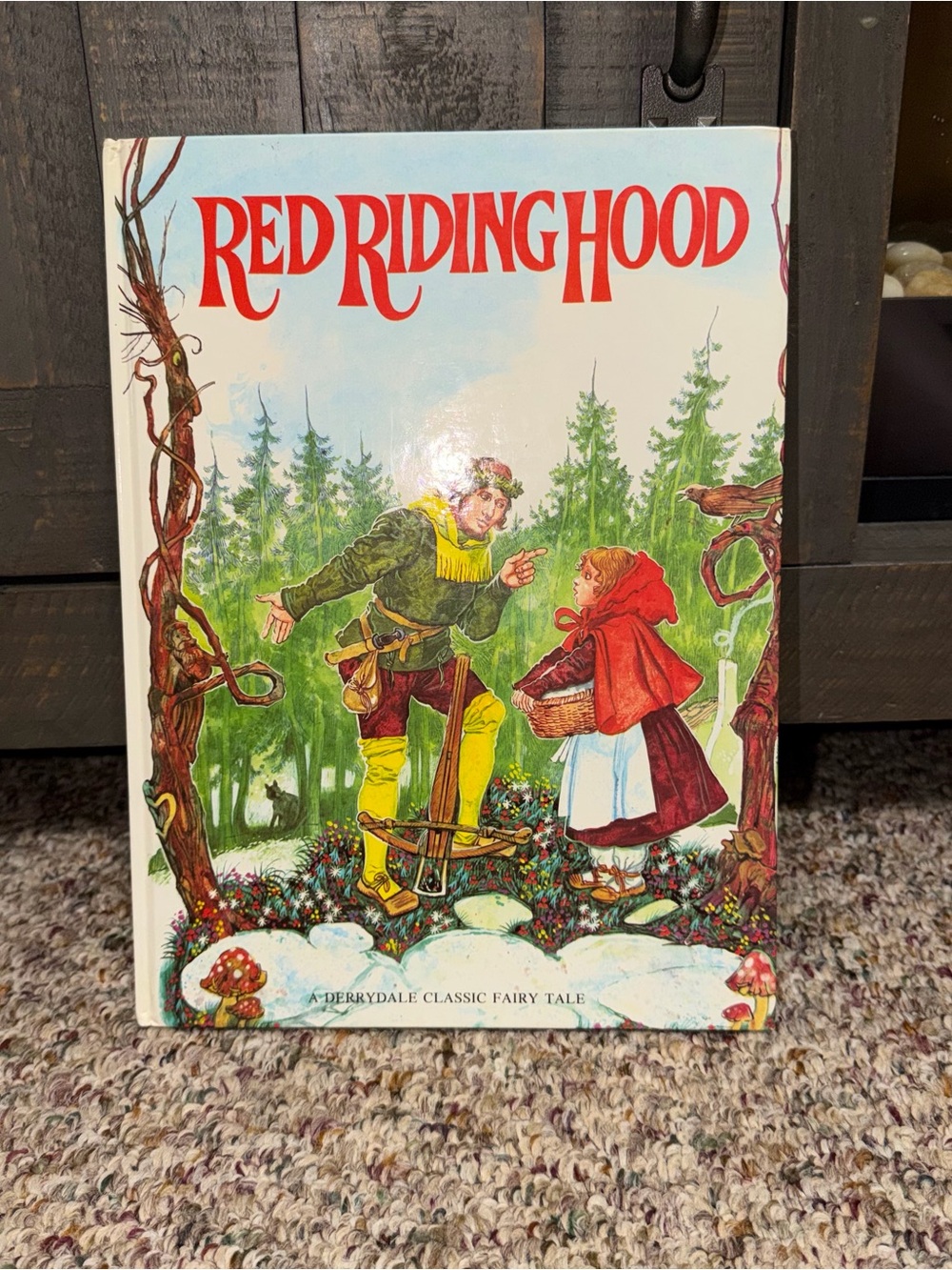 Vintage Red Riding Hood Illustrated Storybook - Derrydale classic fairy tale